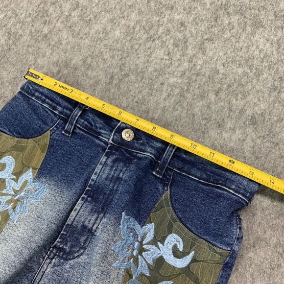 Brazil Roxx Women's Embroidered Floral Blue Mid Rise Flare Jeans Size 8 (27x30) - Picture 8 of 12